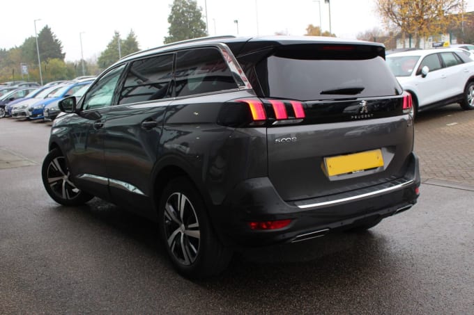 2025 Peugeot 5008