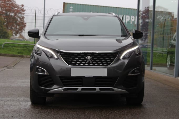 2025 Peugeot 5008