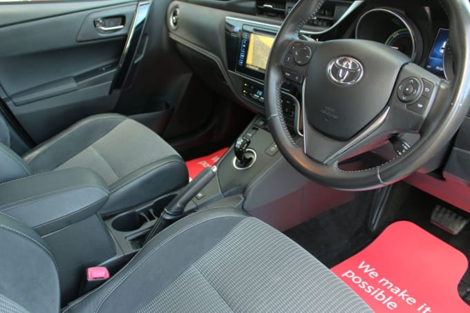 2025 Toyota Auris