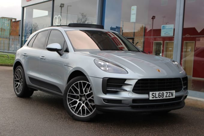 2025 Porsche Macan