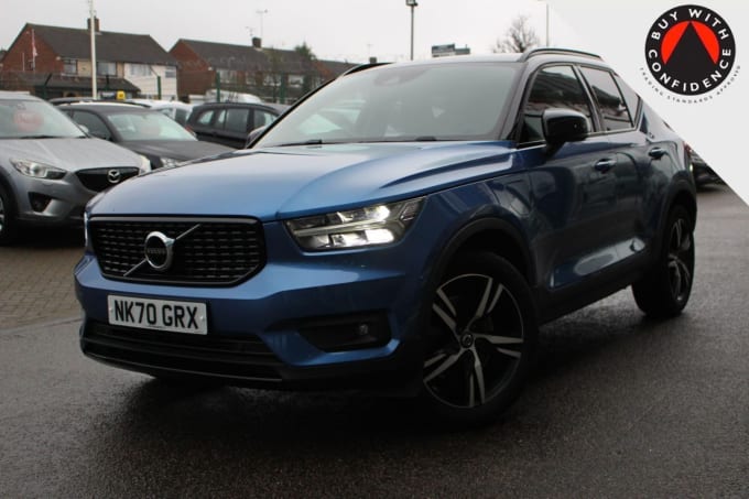 2025 Volvo Xc40