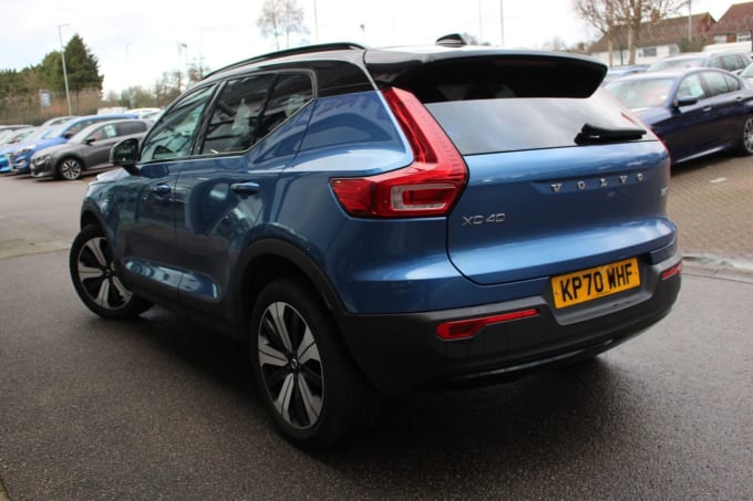 2025 Volvo Xc40