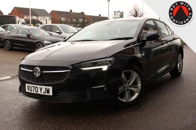 2025 Vauxhall Insignia