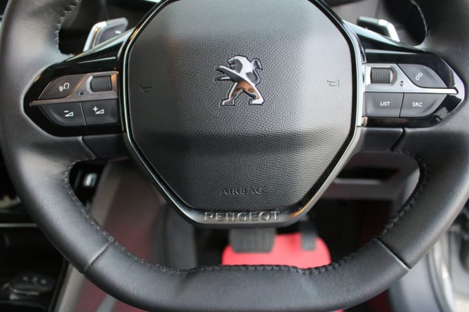 2025 Peugeot 208