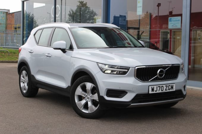 2025 Volvo Xc40