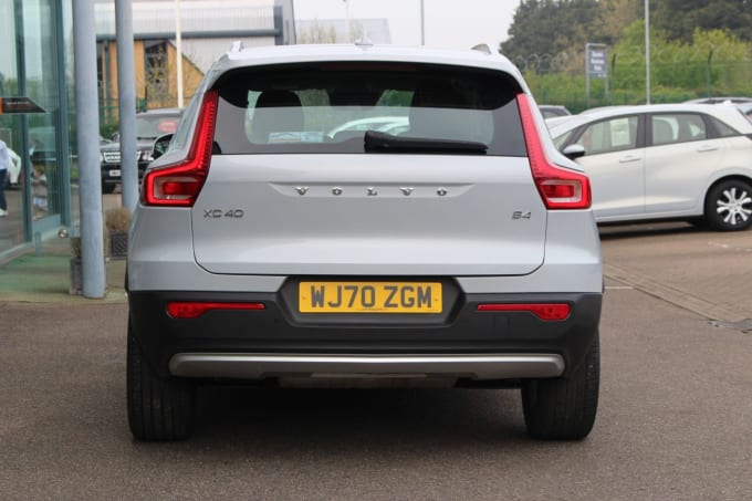 2025 Volvo Xc40