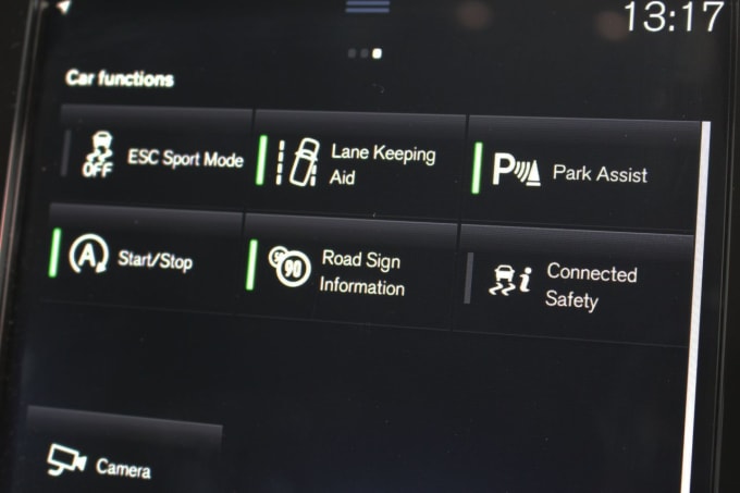 2025 Volvo Xc40