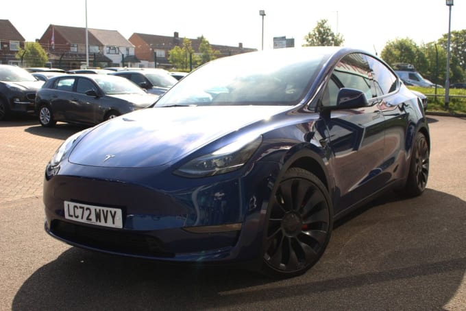 2025 Tesla Model Y