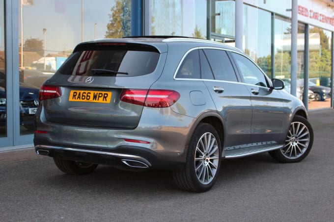 2025 Mercedes-benz Glc