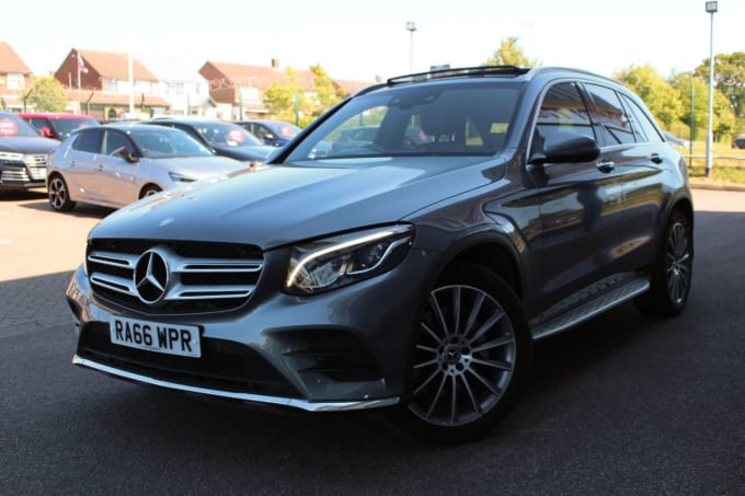 2025 Mercedes-benz Glc
