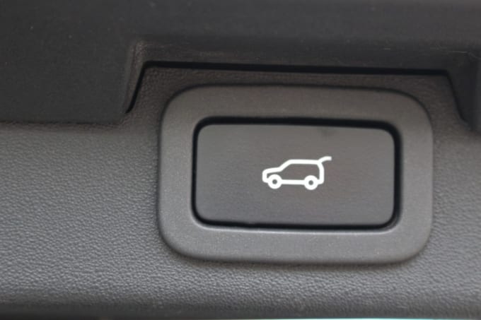 2025 Land Rover Discovery