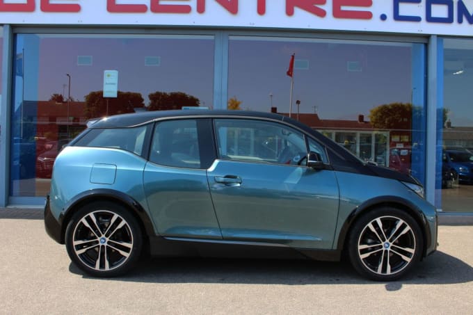 2025 BMW I3