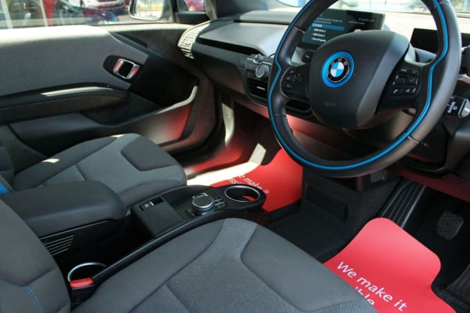 2025 BMW I3