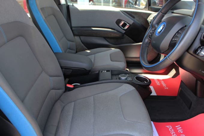 2025 BMW I3