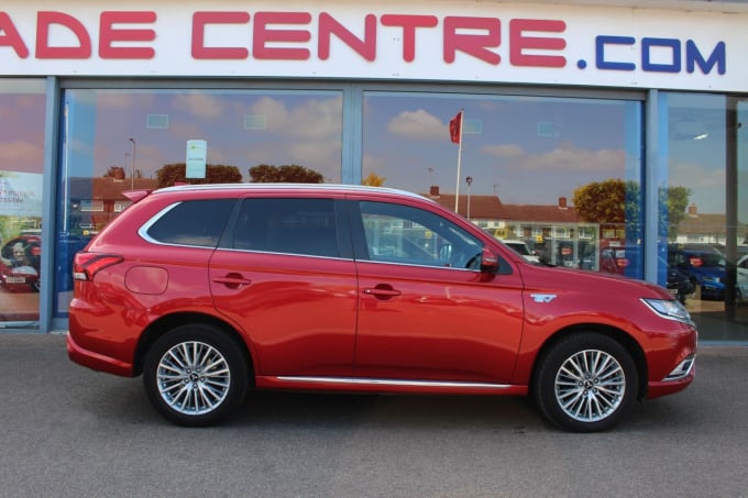 2025 Mitsubishi Outlander
