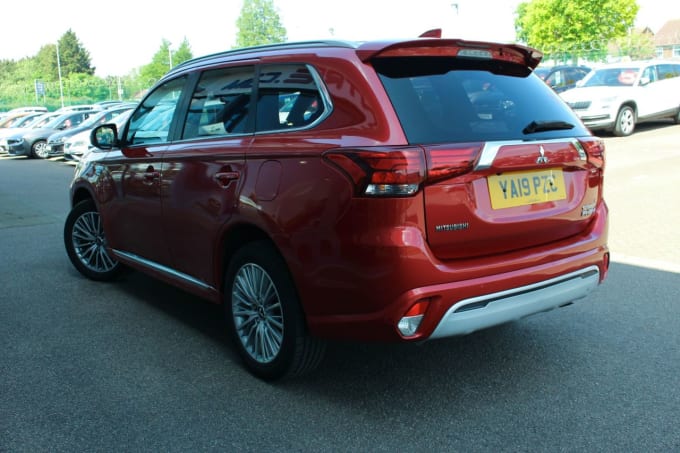 2025 Mitsubishi Outlander