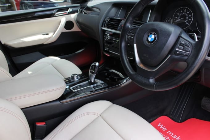 2025 BMW X4