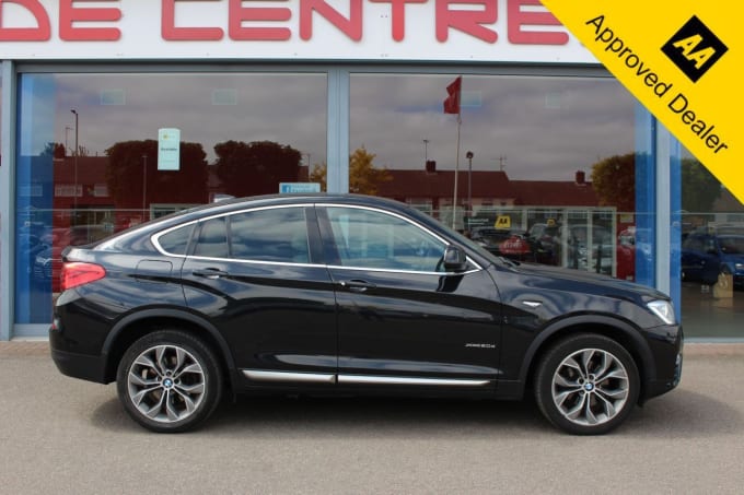 2025 BMW X4