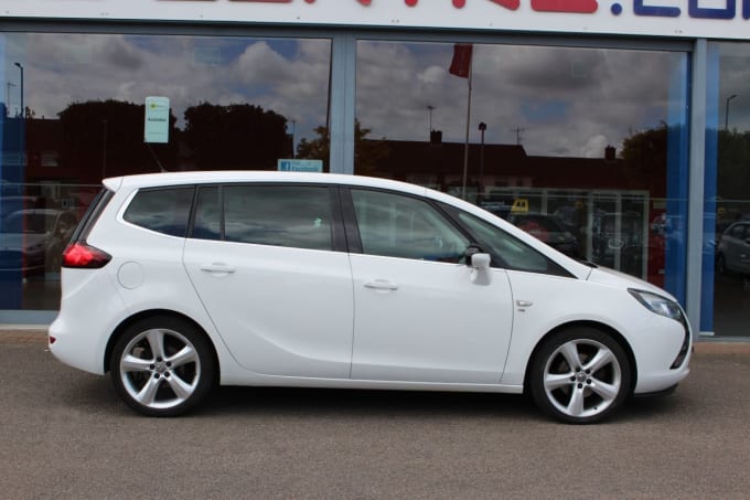 2025 Vauxhall Zafira Tourer