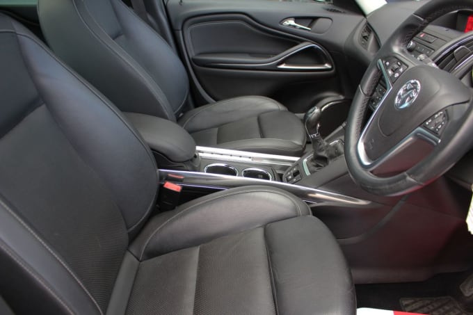 2025 Vauxhall Zafira Tourer