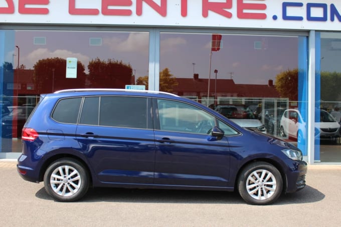 2025 Volkswagen Touran