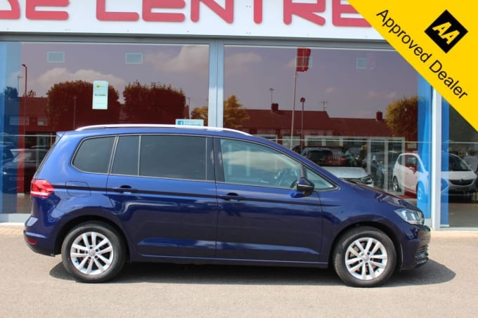 2025 Volkswagen Touran