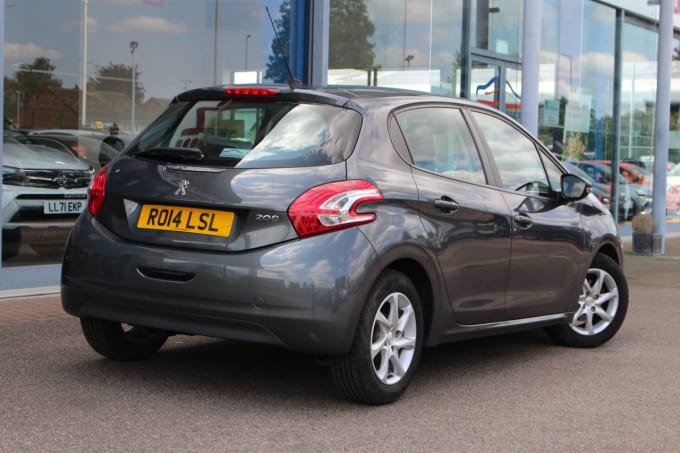 2025 Peugeot 208