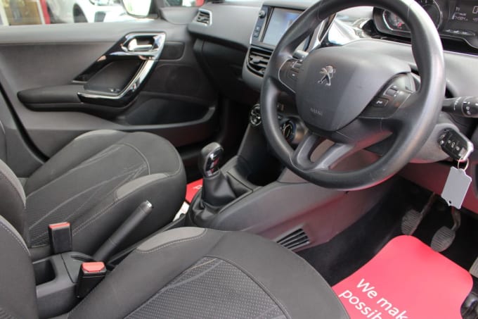 2025 Peugeot 208
