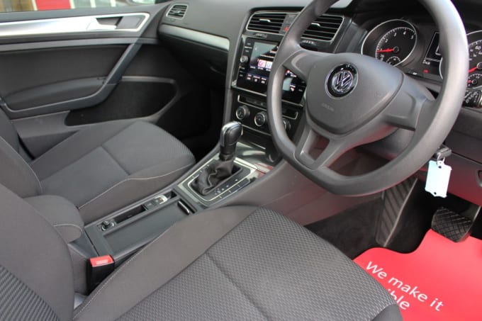 2025 Volkswagen Golf