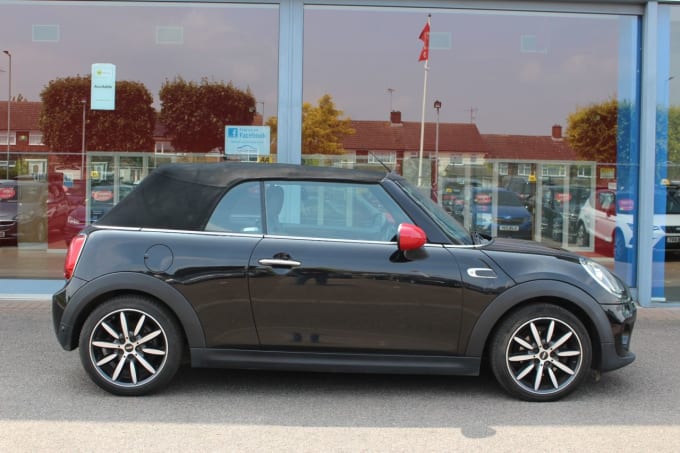 2025 Mini Convertible