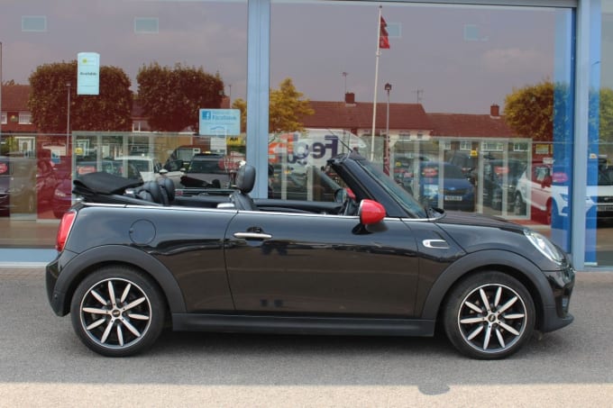 2025 Mini Convertible