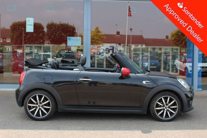 2025 Mini Convertible