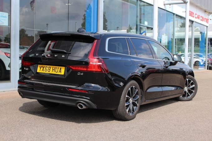 2025 Volvo V60