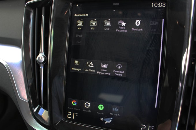 2025 Volvo V60