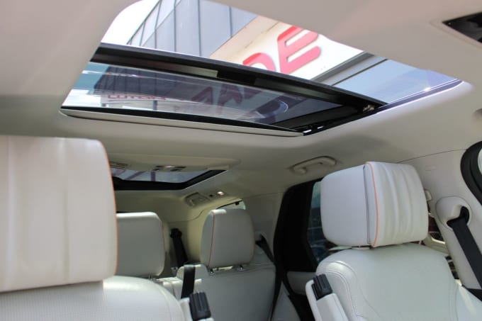 2025 Land Rover Discovery