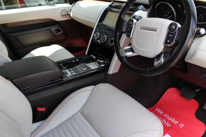 2025 Land Rover Discovery