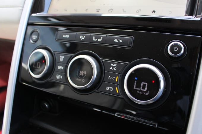 2025 Land Rover Discovery