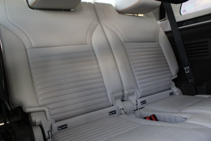 2025 Land Rover Discovery