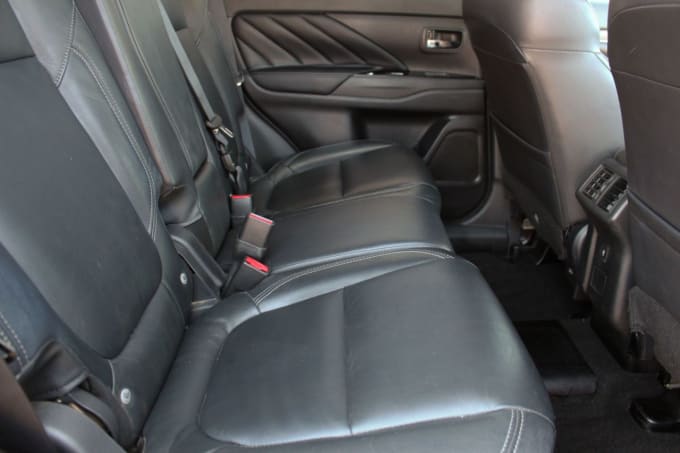 2025 Mitsubishi Outlander