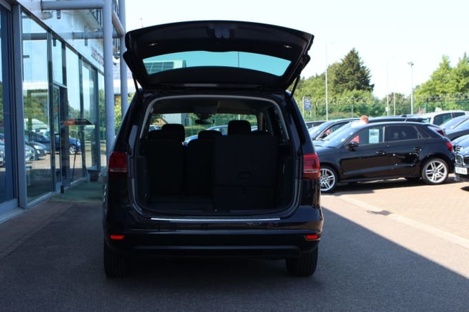 2025 Volkswagen Sharan