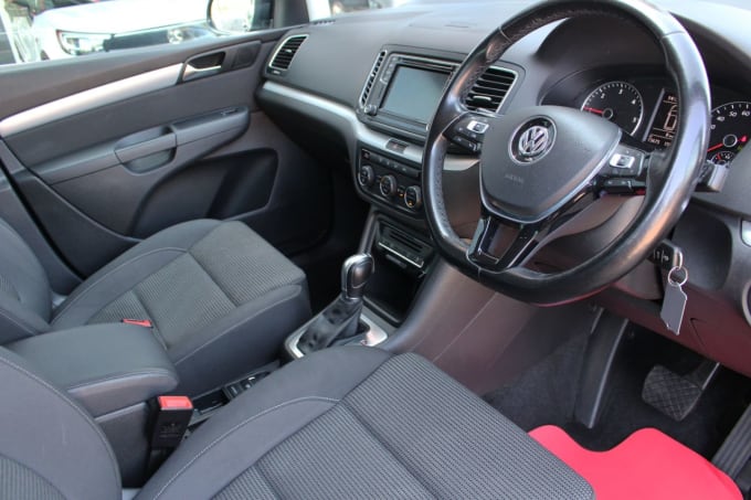 2025 Volkswagen Sharan