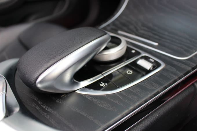 2025 Mercedes-benz C-class