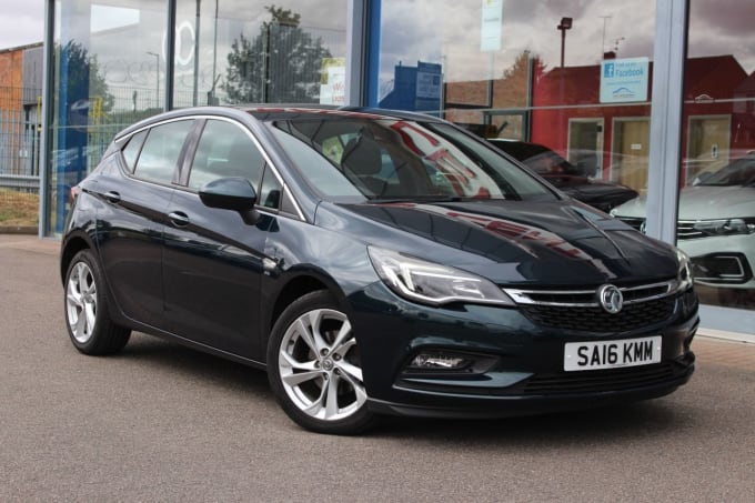 2025 Vauxhall Astra