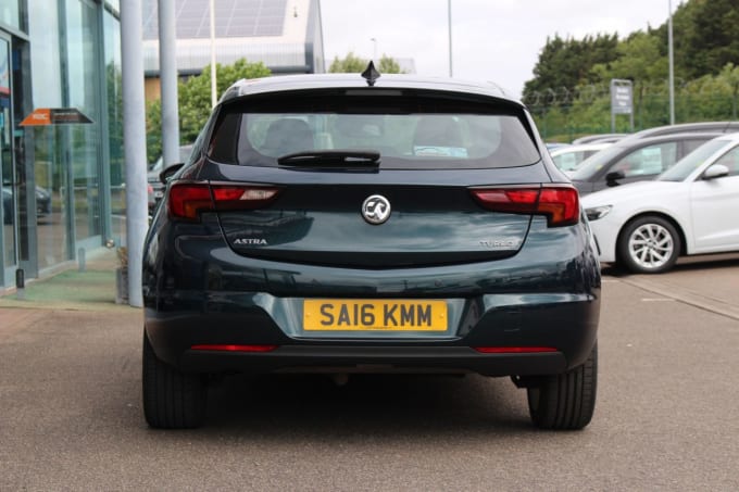 2025 Vauxhall Astra