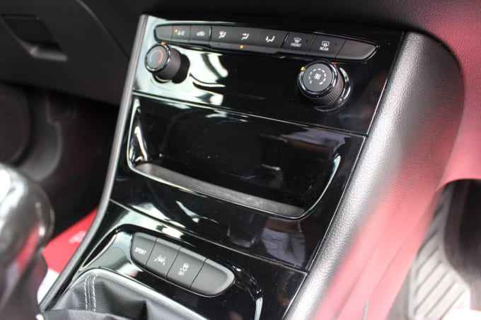 2025 Vauxhall Astra