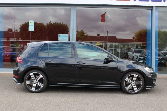 2025 Volkswagen Golf
