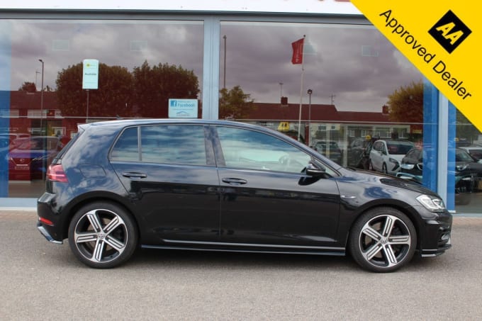 2025 Volkswagen Golf