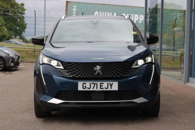 2025 Peugeot 5008
