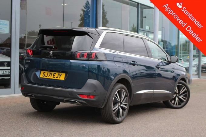 2025 Peugeot 5008