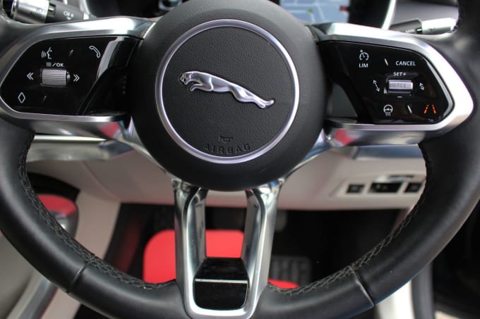 2025 Jaguar I-pace